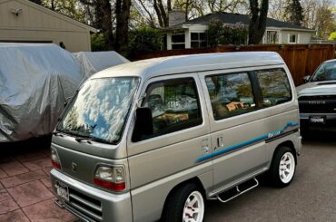 I love everything about this [Honda Street Racoon]  - spotted in Denver, CO