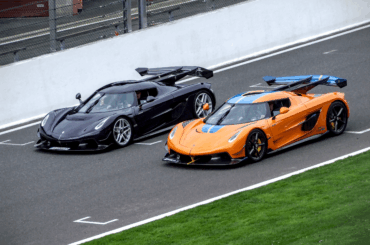 2x Koenigsegg Jesko Attack at Spa-Francorchamps (BDG Motorshow) [2592x1944]