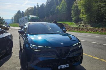Our First EV, Alfa Romeo Junior Elettrica Speciale, The Routine is Surprisingly Convenient and our Dog Loves It (Switzerland)