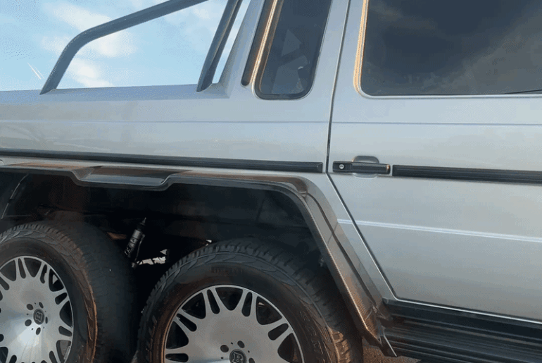 [ Mercedes Benz 6x6 G Class]