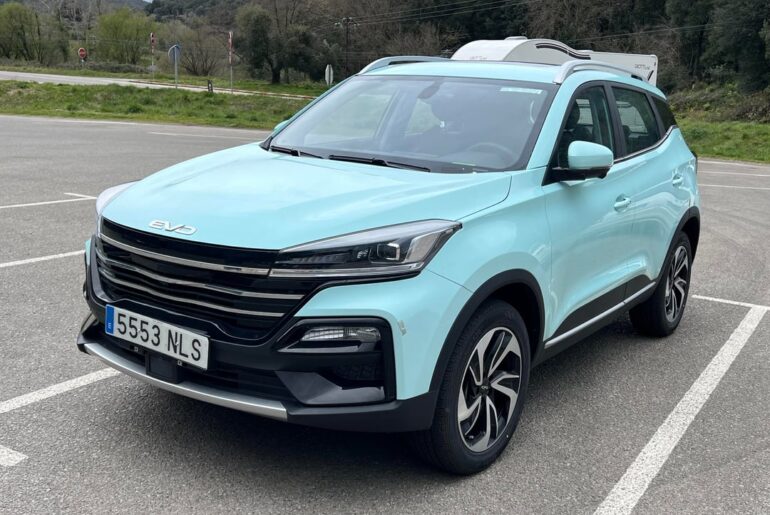 Evo Cuatro Rental Car in Spain