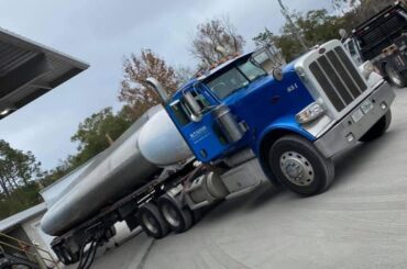 A day cab Peterbilt 389(or Kenworth W900), official semi truck of?