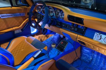 Incredible 993 wide body with leather and audio