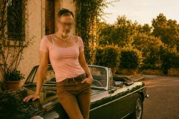 British Racing Green, Wire Wheels, Golden Hour. The MGB Never Gets Old