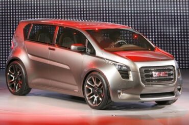 2010 GMC Granite Concept, this car's dimensions were close to that of a Honda Fit and had a modular design, being able to turn into a pickup, it had a turbocharged 1.4 liter Ecotec engine that pushed out 138 horsepower and was linked to a 6-speed automatic