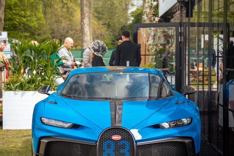 Bugatti Chiron Pur Sport [3376x4220]