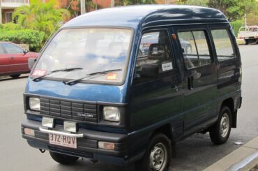 Holden Scurry the official van of?