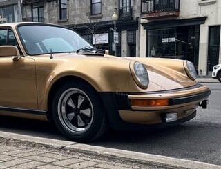 [porsche 930] spotted in montreals street