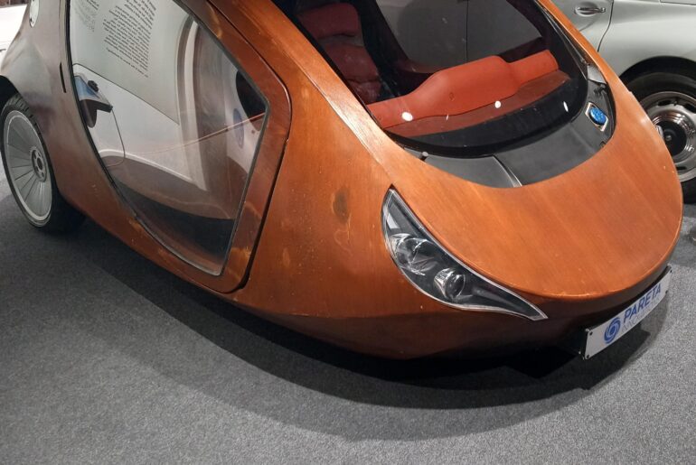 I uh... what even is this thing?