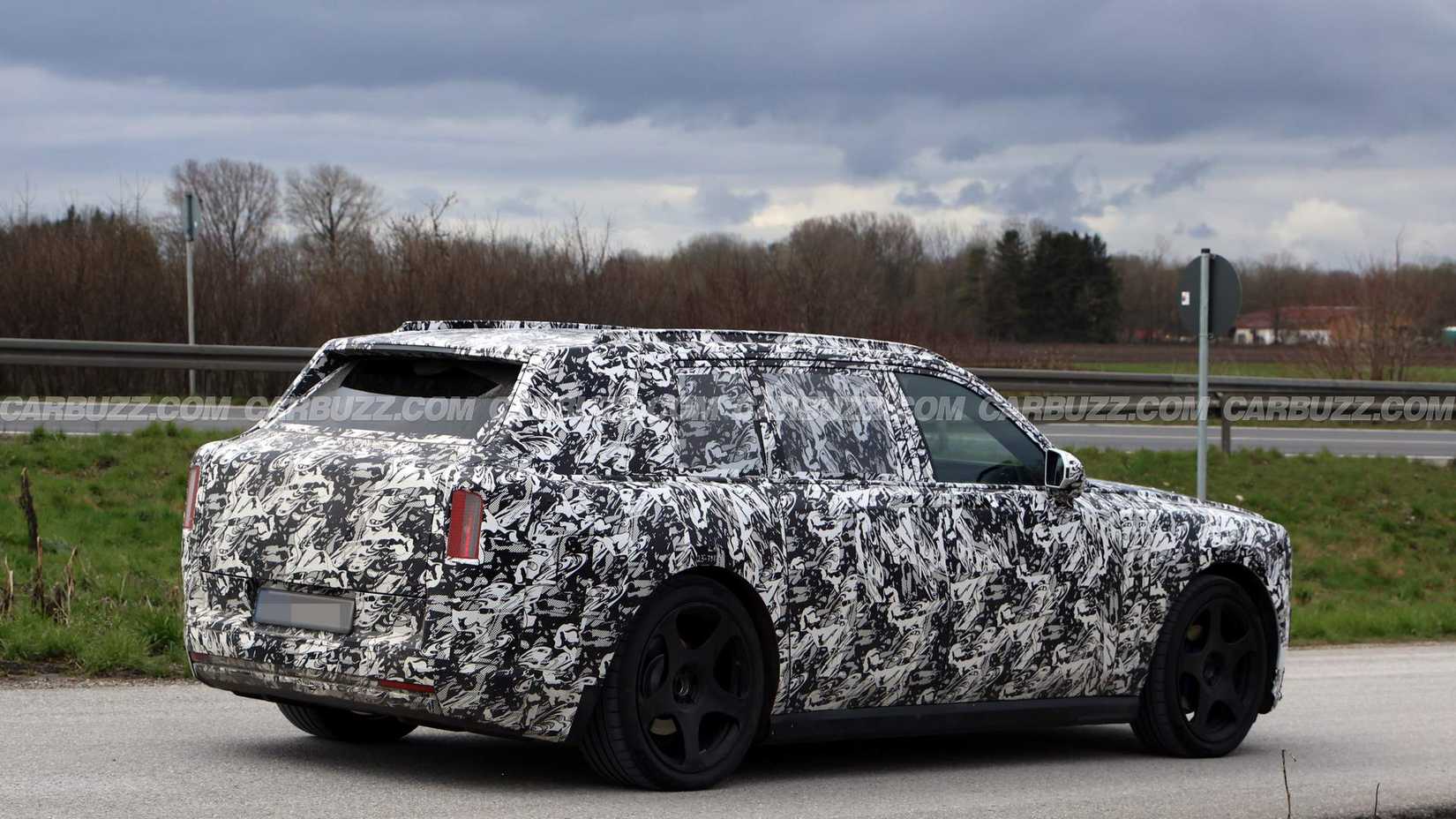 Rolls-Royce EV SUV Spy Photo (21)