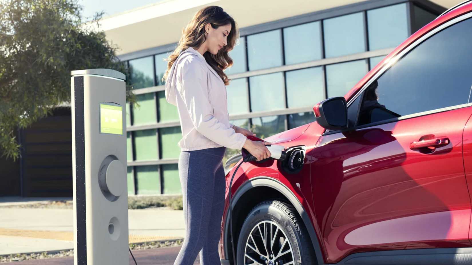 2024 Ford Escape PHEV Charging