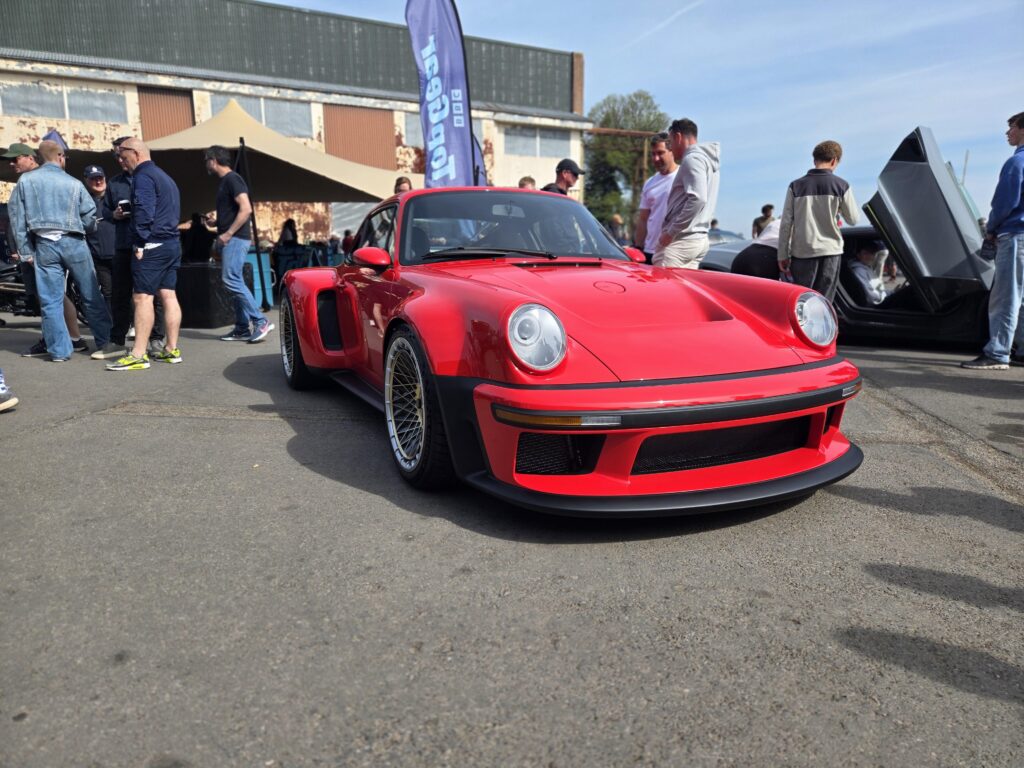 [4000x3000] Singer DLS Turbo at Bicester Scramble