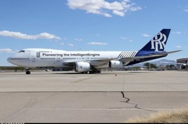 Boeing 747-200 Rolls-Royce official plane of
