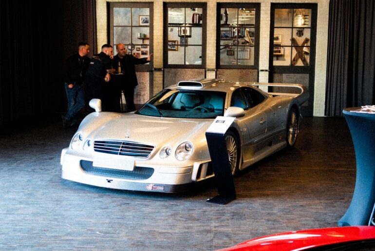 CLK GTR and F40