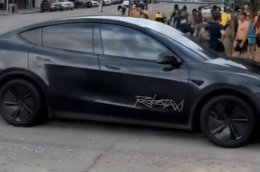 Tesla plans first robotaxi-only Supercharger sites in Arizona