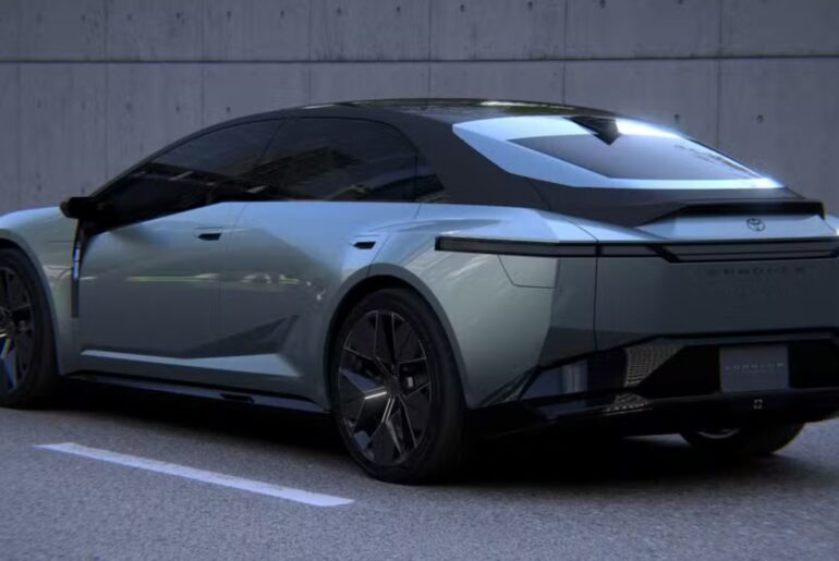 The best-selling car in history, the new Toyota Corolla will have 'ultra-efficient' turbo engines with up to 30% more efficiency, more powerful 1.5 and 2.0 options, support for ethanol, hydrogen, and plug-in hybrids, as well as a radical design expected for 2026.