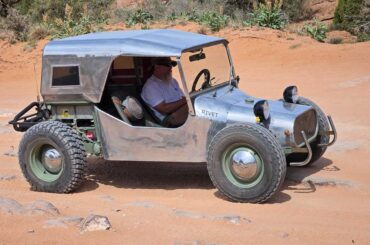 Awesome VW Bug Conversion: Rivet