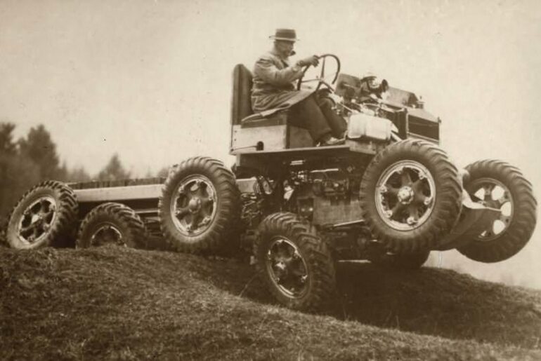 Strange And Bizarre Vehicles From The Past That You’ve Probably Never Seen Before