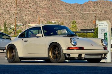 [Singer DLS] in the wild in Phoenix, AZ a while back.