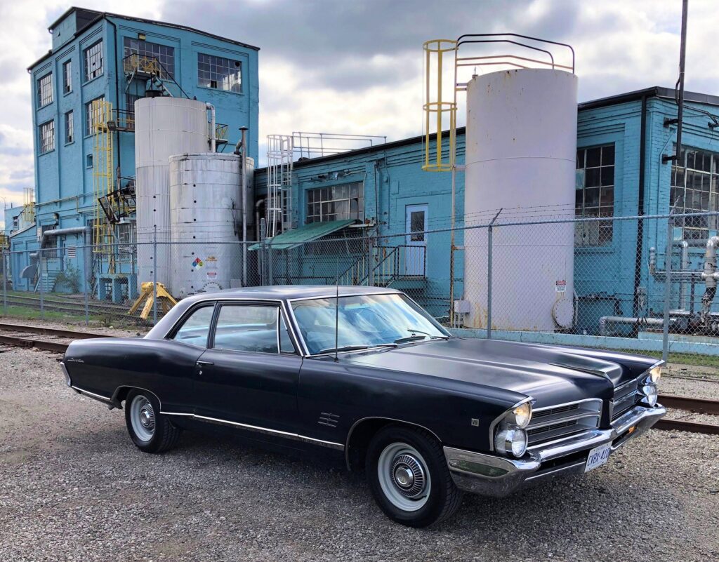 1965 Pontiac Laurentian. 327 4 speed.