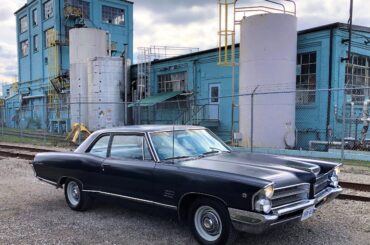 1965 Pontiac Laurentian. 327 4 speed.