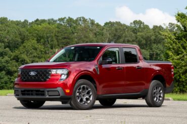 A List of AWD Hybrid Cars and SUVs for 2026