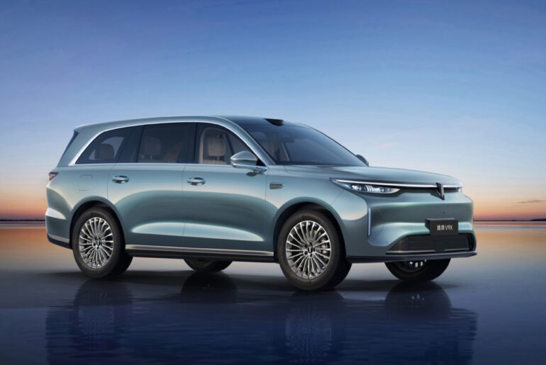 Wey V9X 800V PHEV flagship SUV from GWM with 5.3-meter body opens pre-sales April 17