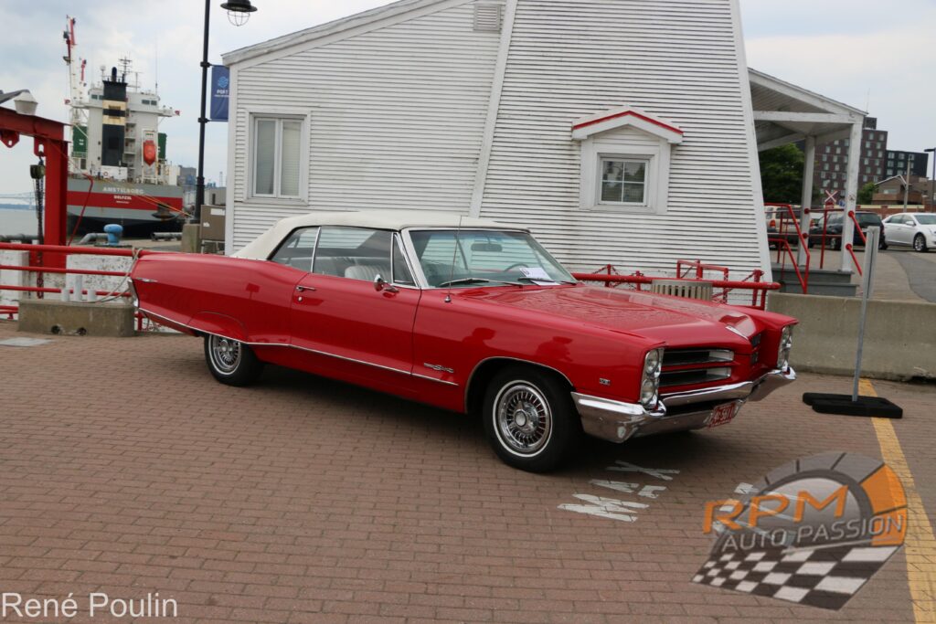 Pontiac Parisienne Custom Sport convertible 1966
