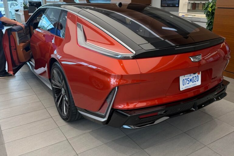 [Cadillac Celestiq ]
