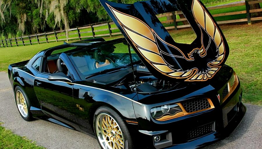 Pontiac Trans Am [2528×1680]