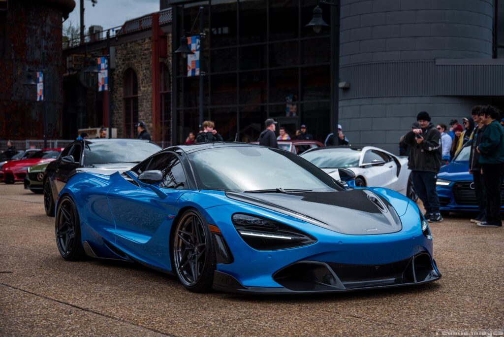 McLaren 720S [3840 x 2564]