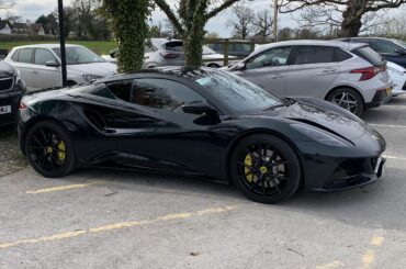 [Lotus Emira] spotted in Woodford! Looks black but was a dark green