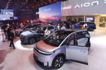 China's domestic car demand stays weak but exports strengthen