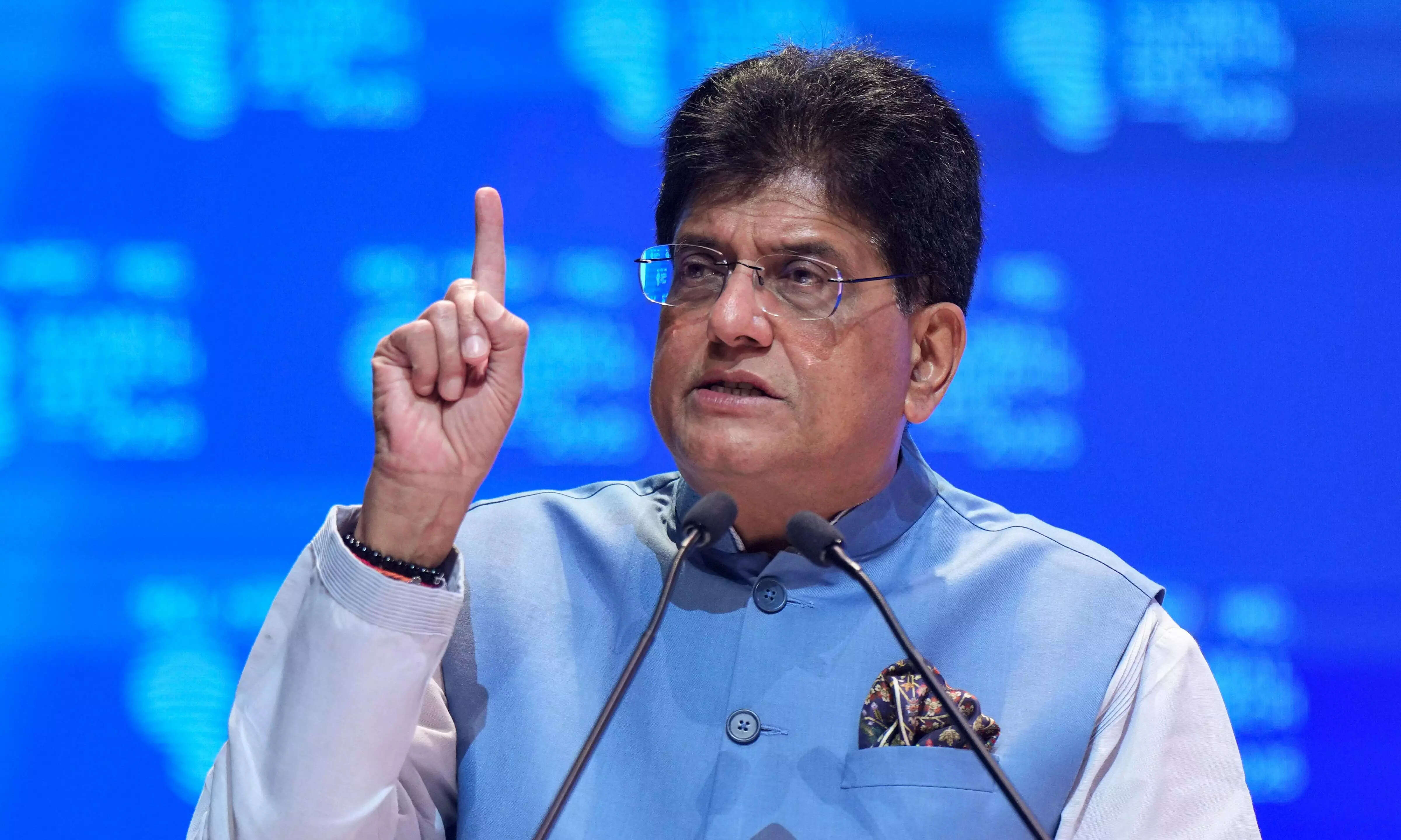 <p>Piyush Goyal said plug-in hybrid vehicles could help accelerate India’s electric mobility transition by addressing charging and range concerns.</p>