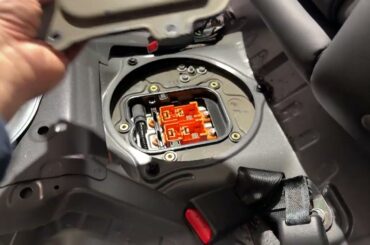 Honda Clarity Plug-in Hybrid High Voltage Battery Service plug Location
