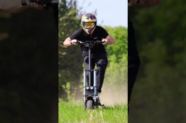 SLOW DOWN ON THE LONIX SCOOTER DURING FULL ACCELERATION #electricvehicle  #fyp  #offroad  #speed