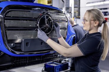 Mercedes GLC (2026) Production Line