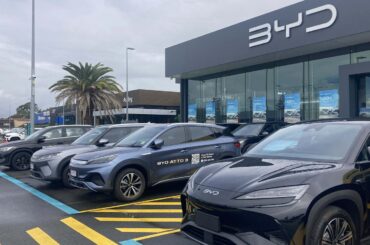 Oooooh, Scary Electric Cars Are Everywhere In America!