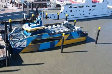 Germany To Power Electric Ferries Using Electric Vehicles As Floating Power Banks