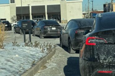Tesla finally launches Supercharger virtual queue pilot after fights broke out
