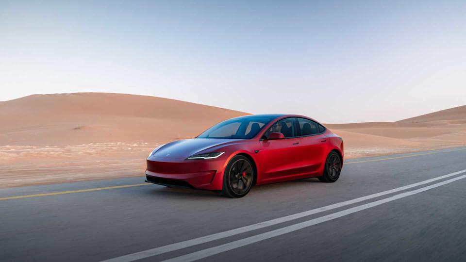Tesla sells China's Model 3 in Canada for an absurdly low price—what ...