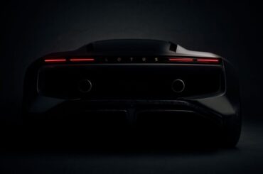 Lotus is building a new thousand-horsepower V8 hybrid supercar