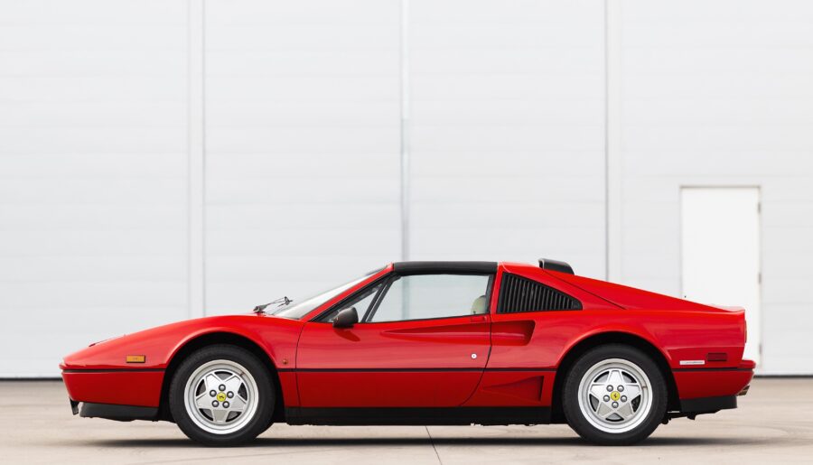 Ferrari 208 GTS Turbo (1 of 250). [OC] [3840×2560]