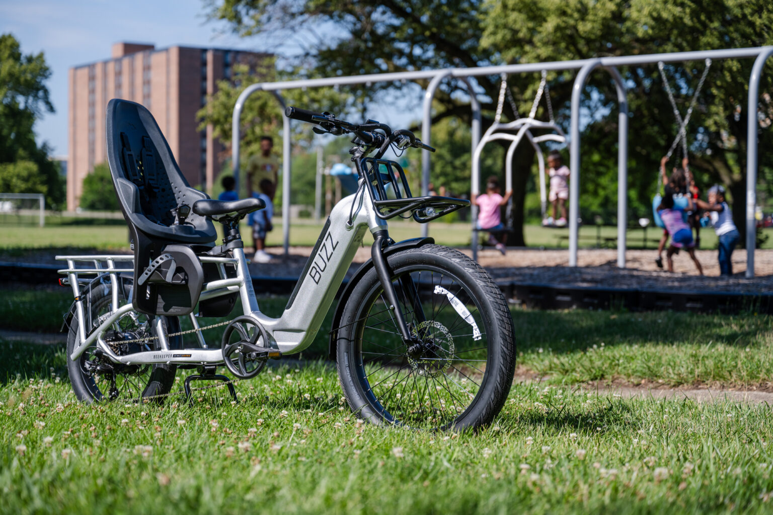The Buzz Beekeeper is a sub-$1000 cargo e-bike