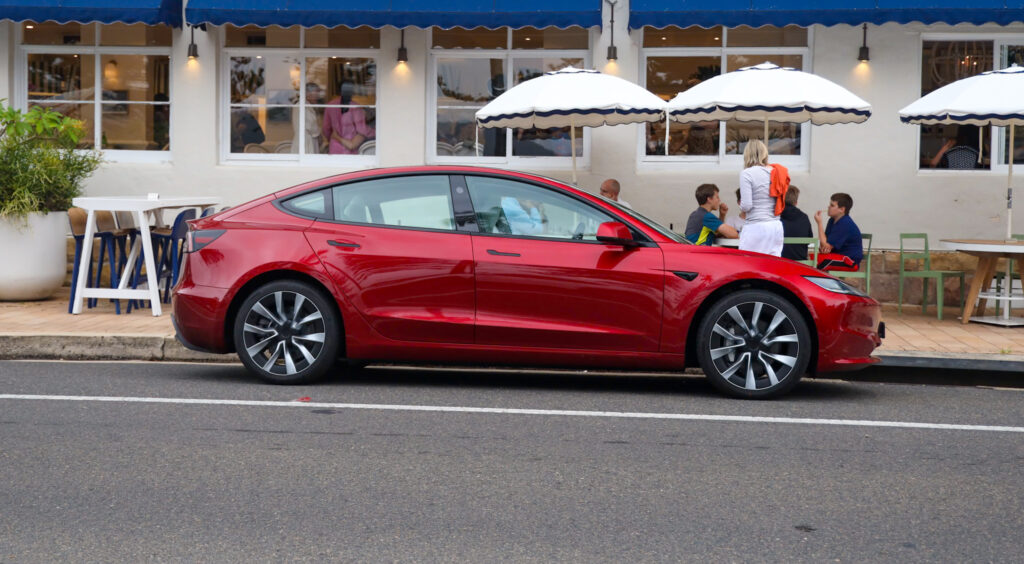 Tesla Model 3 Long Range