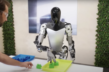 Who Is Tesla Selling 1 Million Humanoid Robots A Year To?