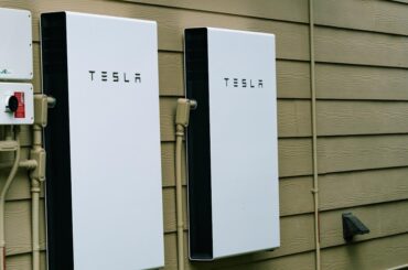 Tesla Powerwall owners offer honest advice after resident considers whole-home backup