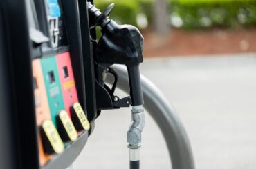 Tesla Investor Ross Gerber Says Gas Prices 'Don't Matter' To Millions Of EV Owners: 'Go Get One'