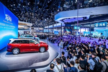 BYD threatens legal action as Tesla, Zeekr and EV giants deny regulator talks: “battery lock” rumors rejected