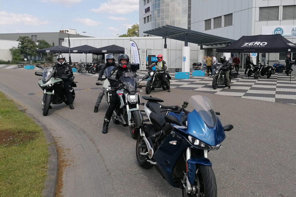 e-center 2.0 - THE PACK - Automotive Camùpus - Electric Motorcycle News